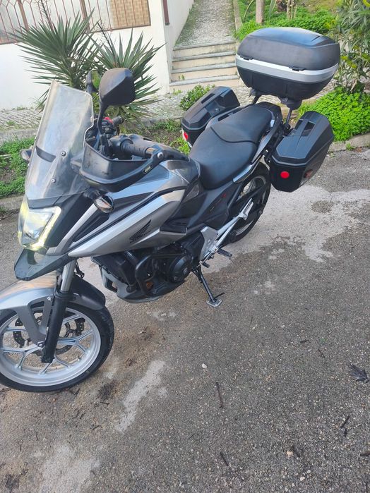 Honda Nc750x  bem estimada