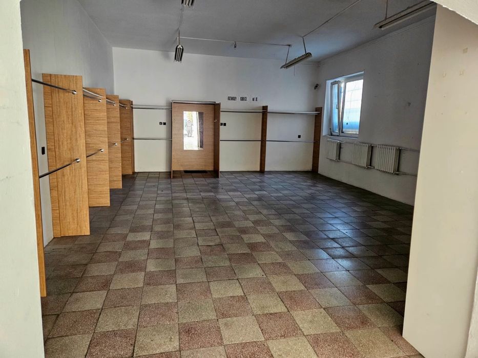 Do wynajęcia lokale użytkowo handlowe 95m2+100m2- lub całość