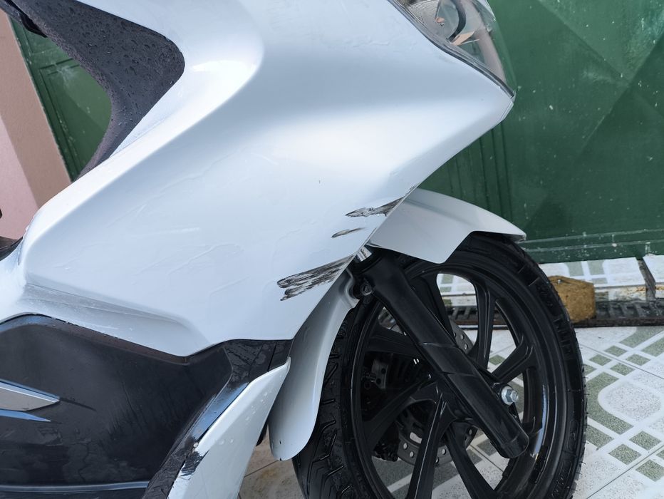 Honda PCX 125 scooter