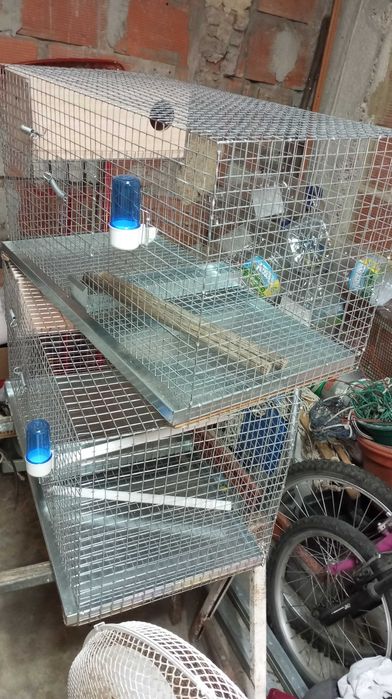 2 gaiolas e 2 viveiros novos