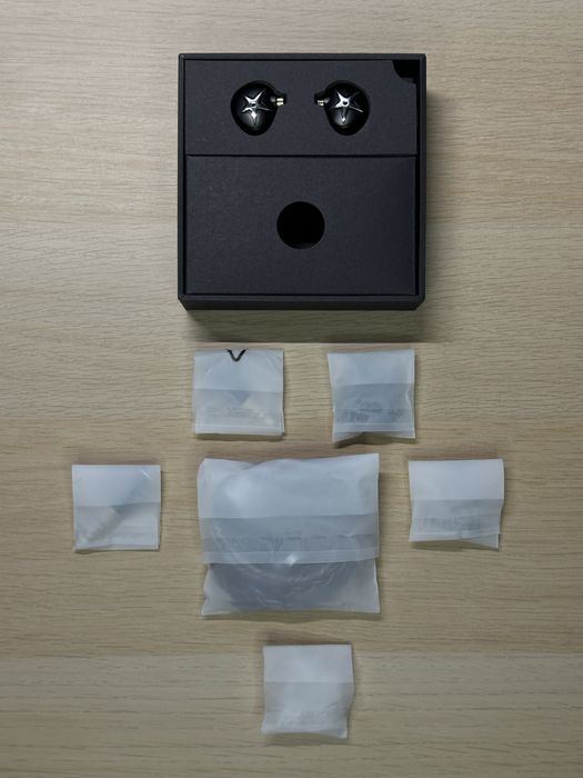 TRN Starfish — стильные и мощные внутриканальные IEM-наушники