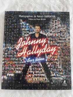 Livro Johnny Hallyday - Sur scène Relié – Illustré, 18 octobre 2018