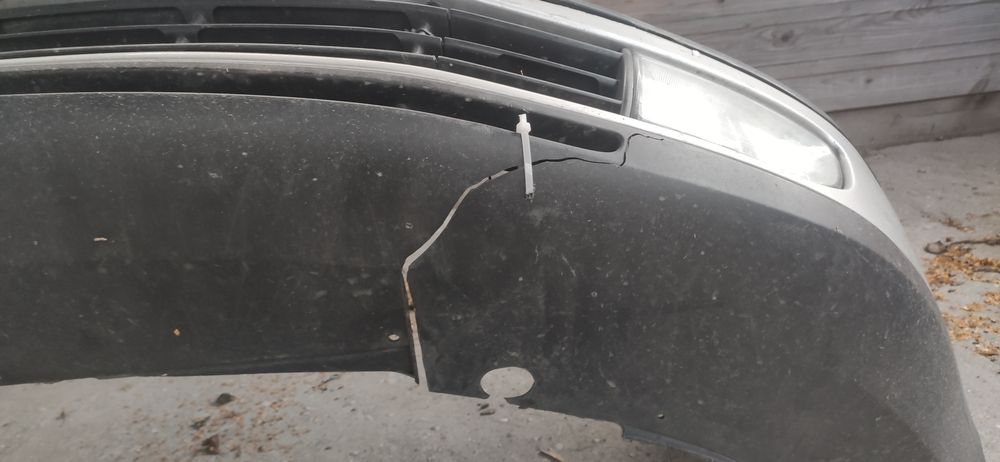 Бампер передній Skoda Octavia A5