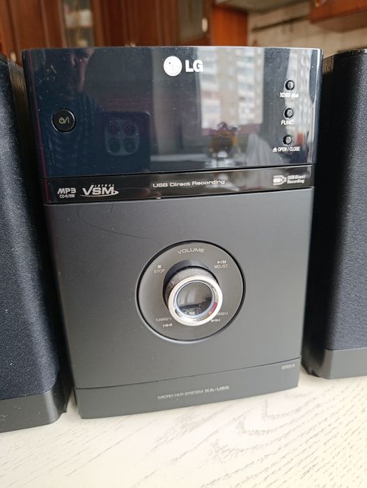 Музыкальный центр LG XA-U63X