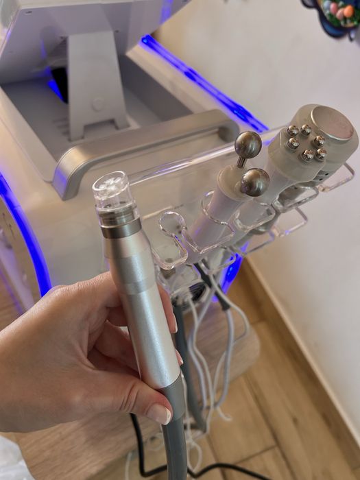 Косметологічний комбайн з АКВАПІЛІНГОМ