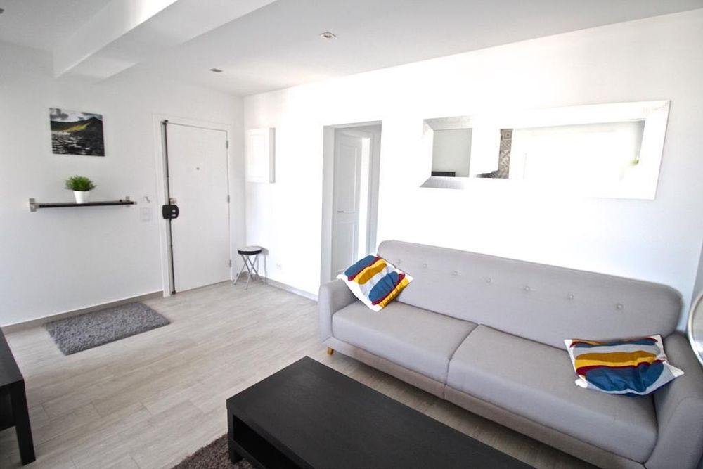 Alugo T1 em Vilamoura para um período de 3  meses até 30 de junho