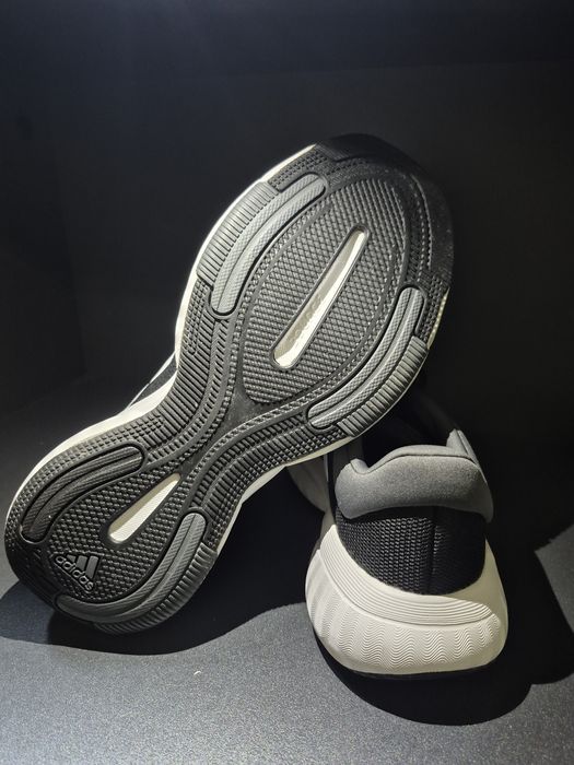 Оригінальні кроссівки Adidas Response Core Bounce(42-26,5см)