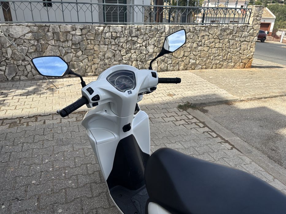 Scooter honda vision