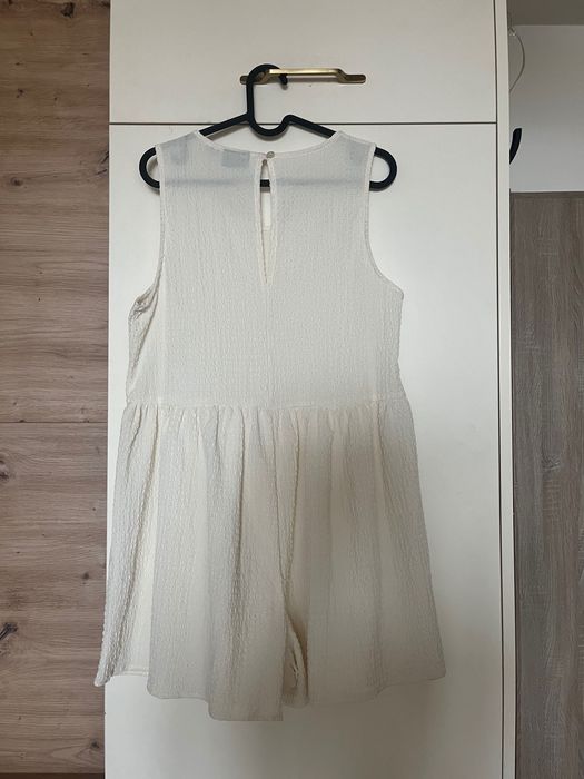 Biały krótki kombinezon Asos Design XS 34