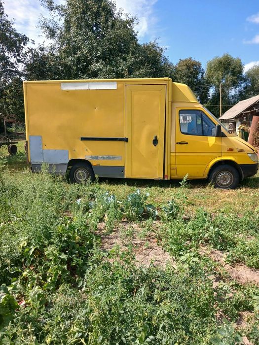 Мерседес спринтер поштовик