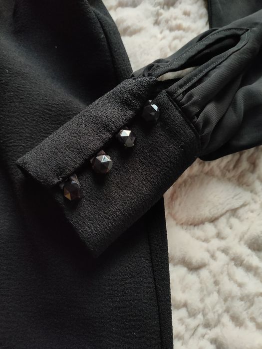 Next czarna mini sukienka M/38 klasyczna elegancka zdobiona długi rękaw mała czarna