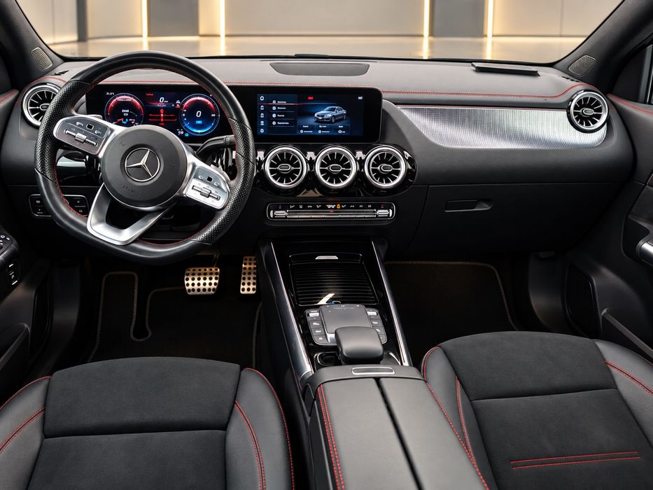 Mercedes-Benz EQA 250 AMG Line | 2022 — photo 4