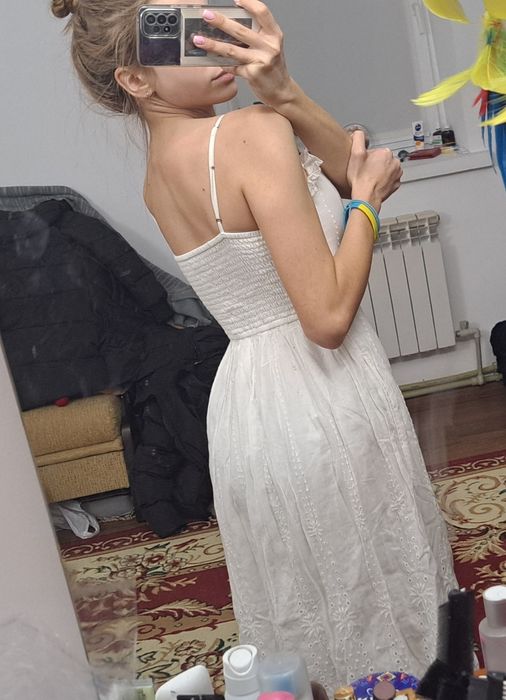 Сукня біла літня