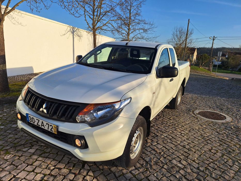 Mitsubischi l200 king Cab 4x4  iva dedutivel