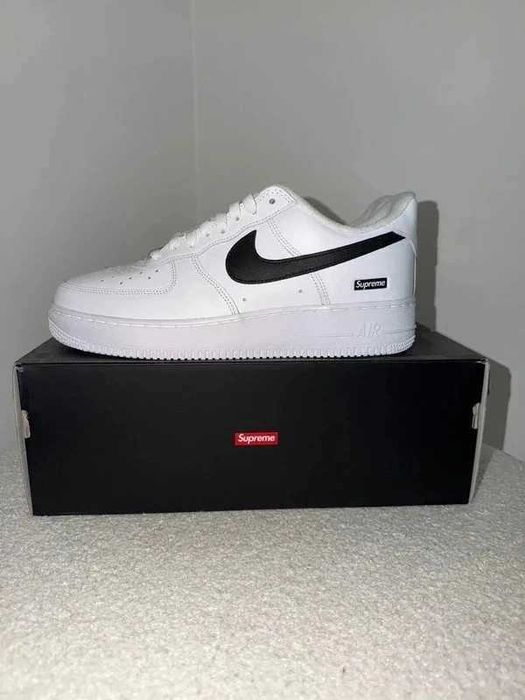 Nike Air Force 1 Supreme White Black R.40
