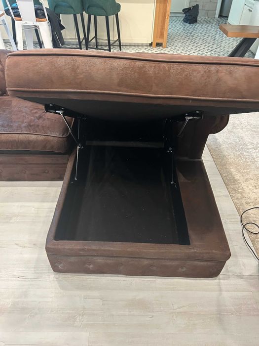 Sofá Vintage com Arrumo