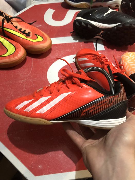 Футзальне взуття, бутси, копочки,сороконожки