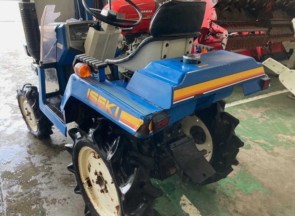 Traktor Iseki TU140F