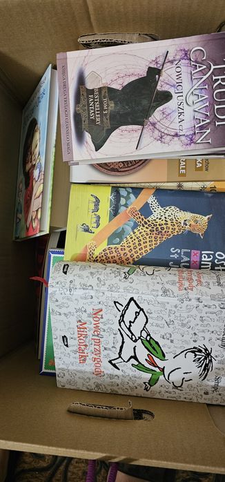 Oddam książki ZA DARMO