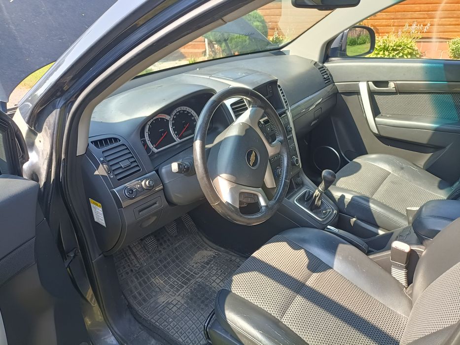 Pas przedni captiva 06-10 r