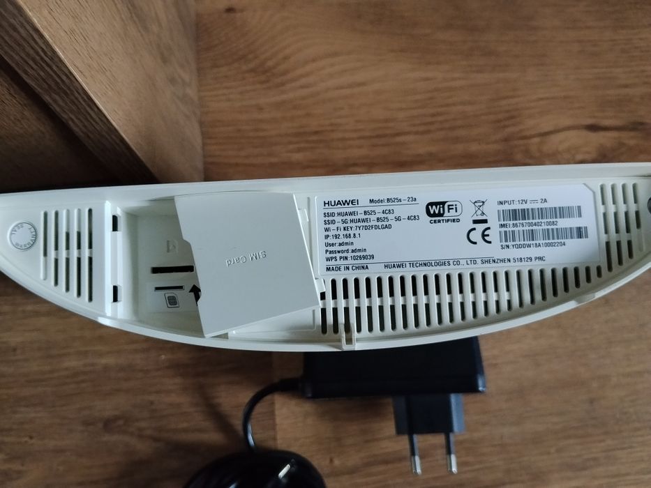 Router modem wifi lte Huawei B525s-23a Play.