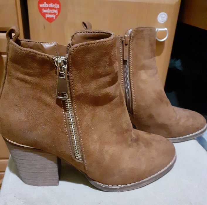 Zamszowe botki Jenny Fairy