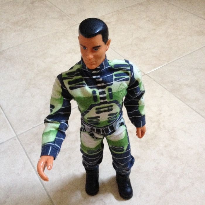 vintage doll, brand Famosa, from 1999 and in impeccable condition64586199440003120