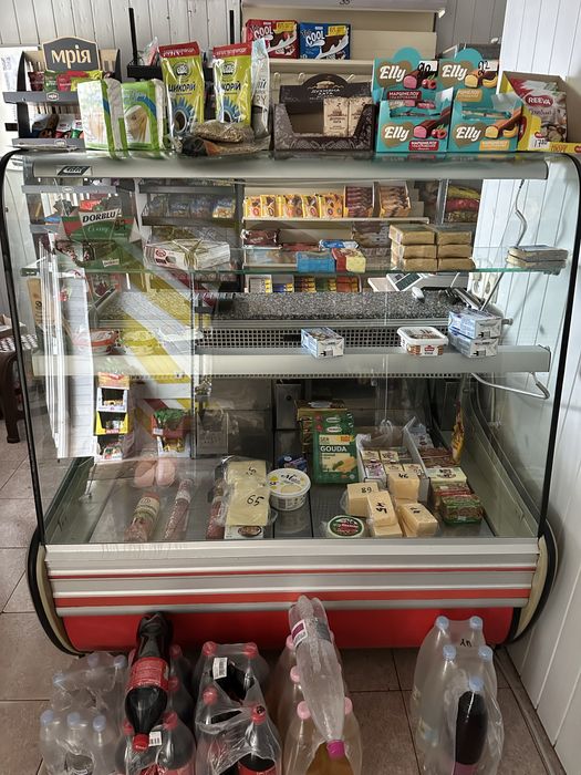 Холодильна вітрина