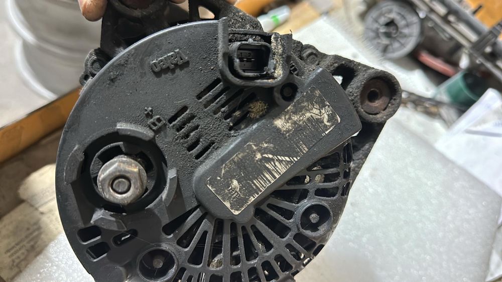 Alternador Opel Vivaro/Renault trafic