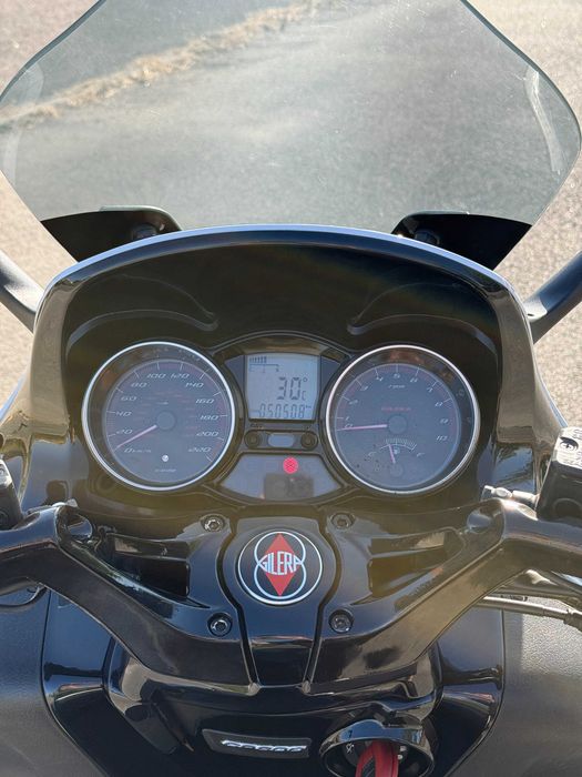 Gilera GP 800 (como nova)