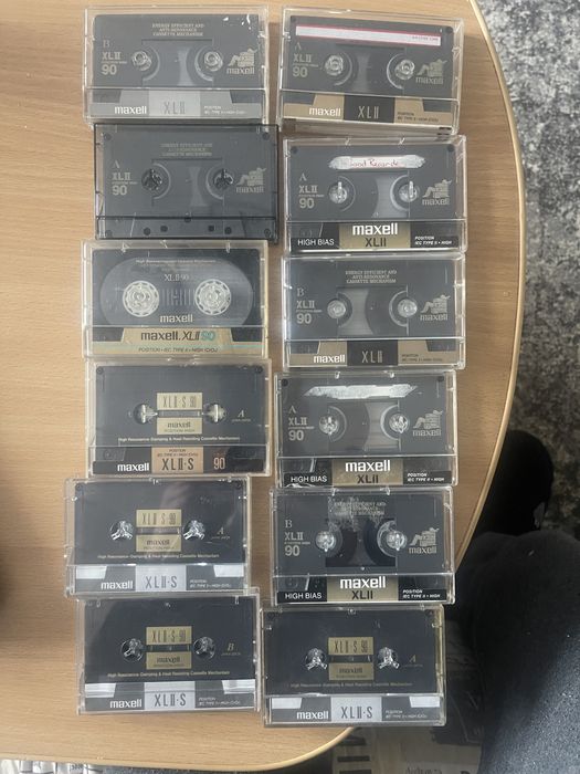 Касети Maxell 12 штук