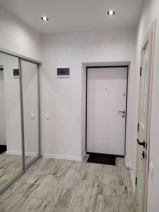 Актуально! Сдам 1 к кв ЖК Мира 1, Метро Масельского 5 минут