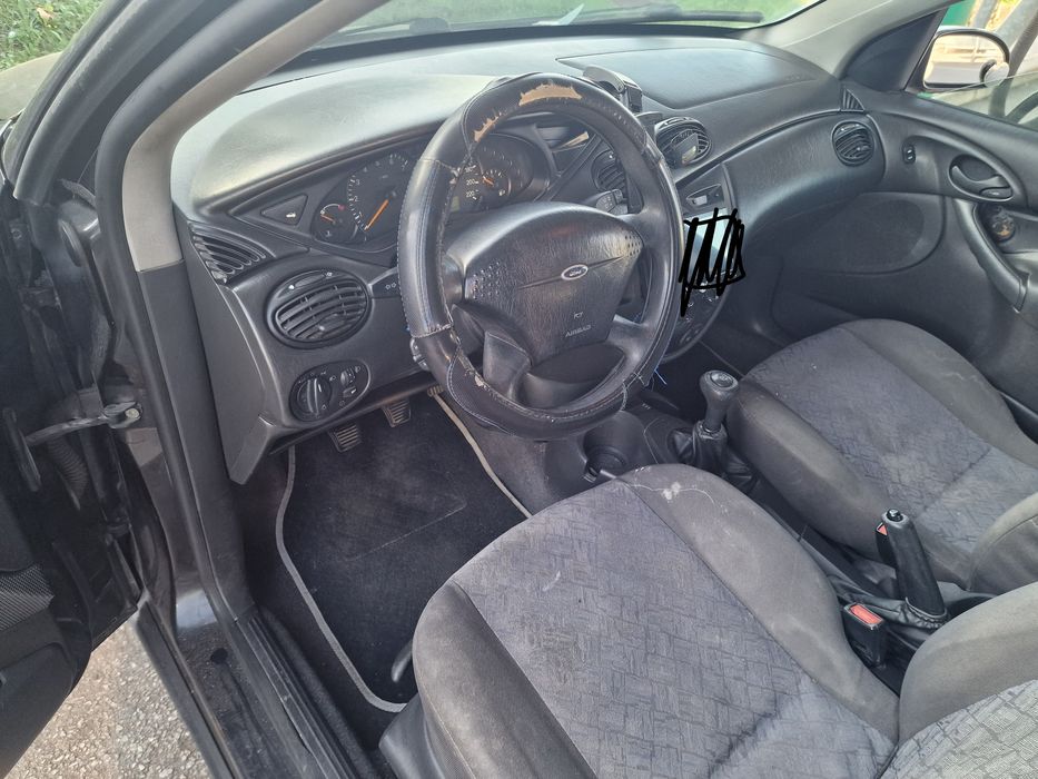 Ford Focus 1.4 Gasolina — photo 5