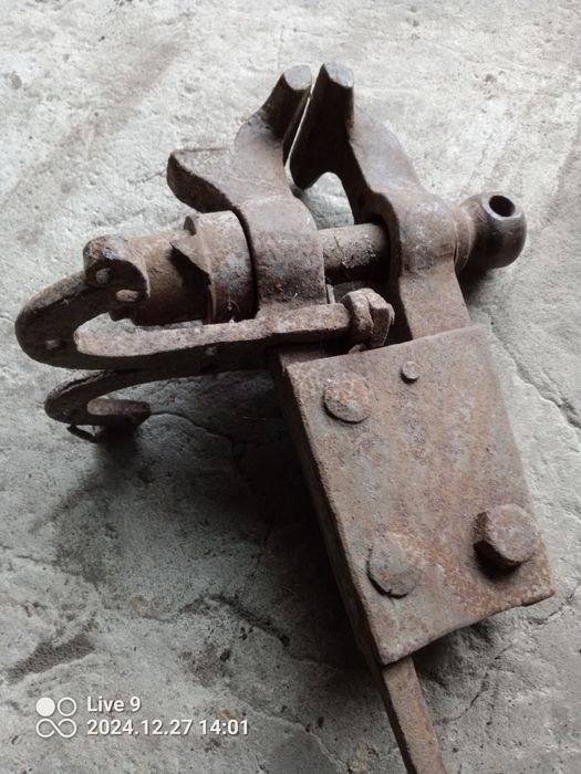 Stare imadło , zabytkowe.