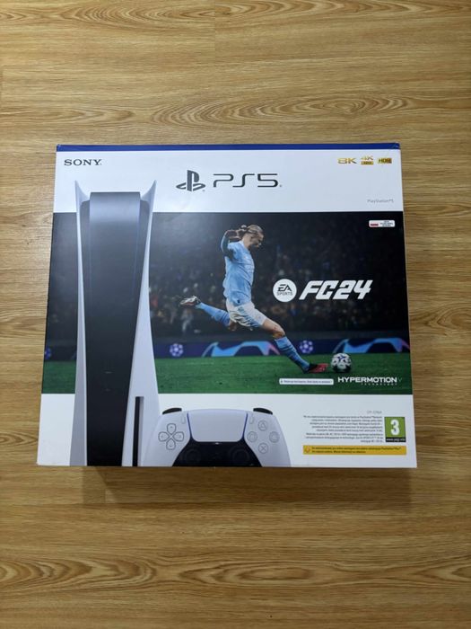 PlayStation 5 + FC24