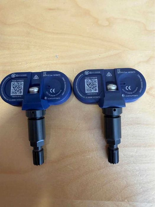 Sensores de pressão dos pneus por Bluetooth para viatura Tesla
