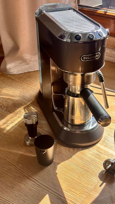 Ekspres kolbowy delonghi i młynek