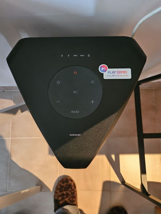 Coluna Bluetooth SAMSUNG MX-ST50B/ZF (65 W - Preto)