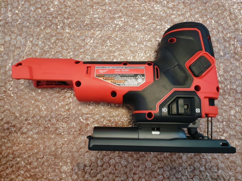 Wyrzynarka Milwaukee 2737B-20 M18 z USA (FBJS-0X)