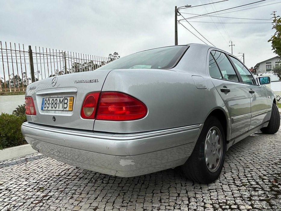 Mercedes E250 TD Elegance 1998