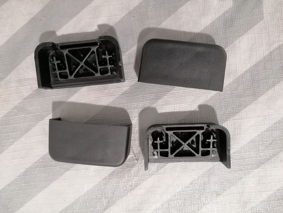 Tampas para calha bancos Tesla