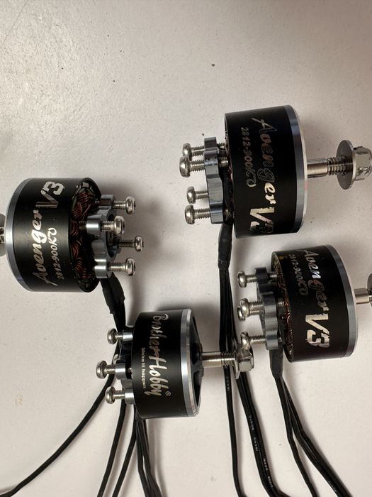Двигун brotherhobby avenger 2812 v3 fpv дрона 900kv безколекторний 4шт