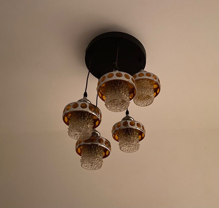 Candeeiro de teto vintage design