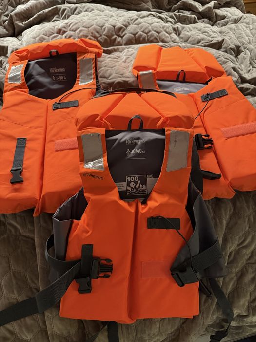 Kamizelki ratunkowe Tribord  3 sztuki.Kamizelka, kapok,ratunkowa.