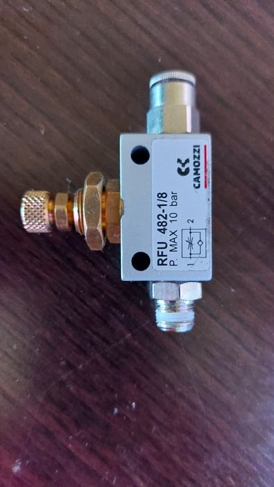 Zaworek precyzyjny do co2 w akwariumm