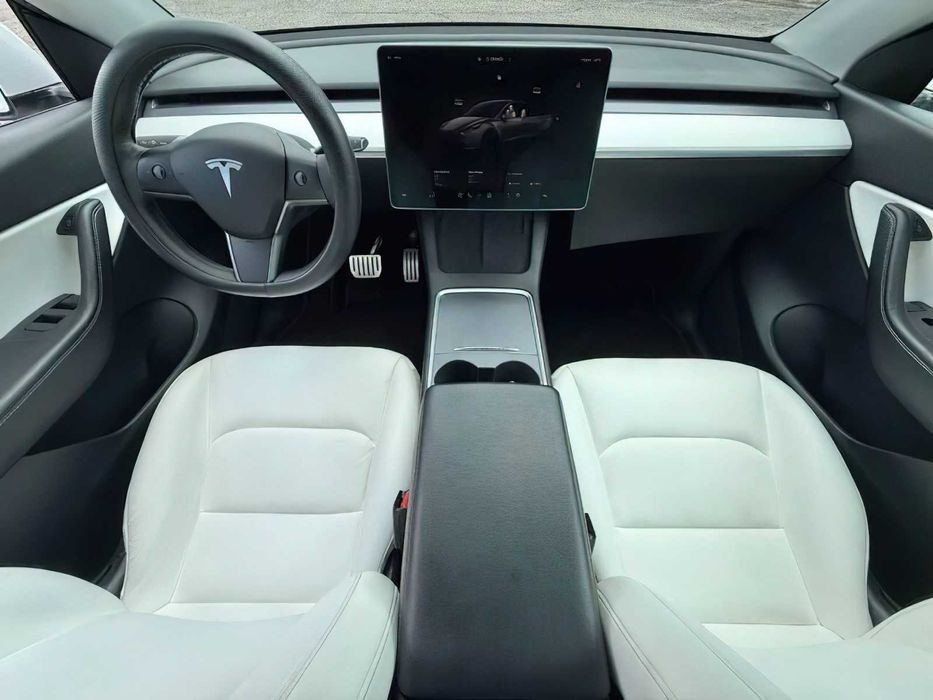 Tesla Model Y Performance      2022