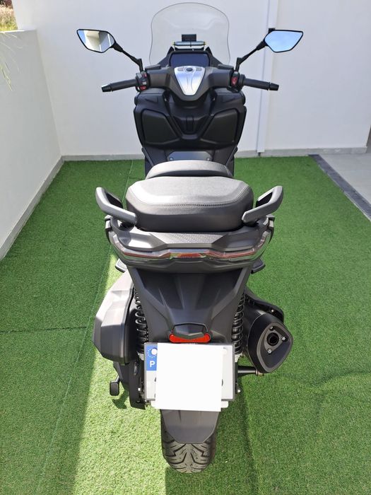 Voge SR4 Max T.
