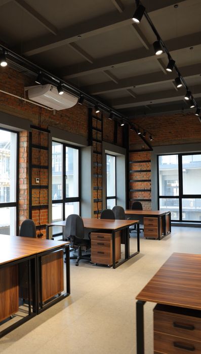 Оренда офісів 100-700м2 у новому бізнес-центрі в Ужгороді