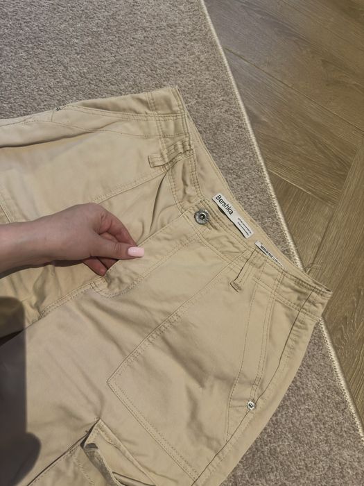 Штани карго Bershka Cargo Straight
