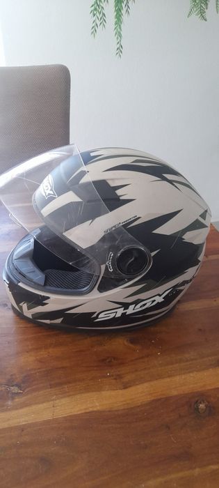 Capacetes como novos